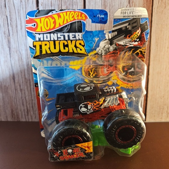 Hot Wheels Monster Trucks Bone Shaker Die-Cast Car 1:64 Scale Collectible‎ - Picture 1 of 3
